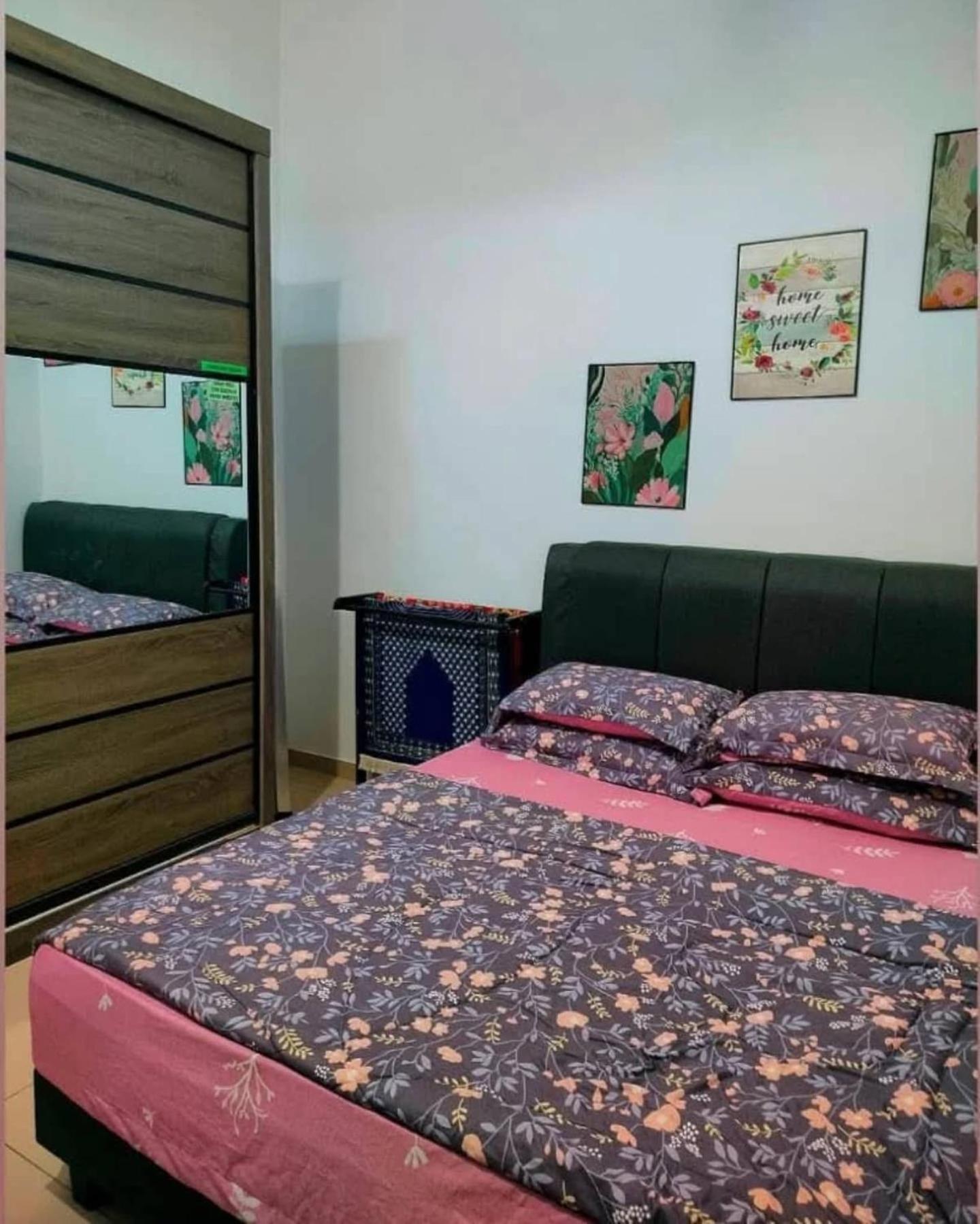 Aiman'S Rose Homestay Teluk Panglima Garang Dış mekan fotoğraf